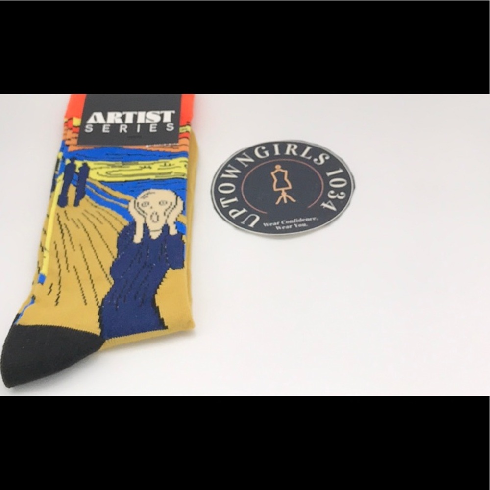 ARTISTS SERIES MEN'S ONE SIZE SOCKS  NWT